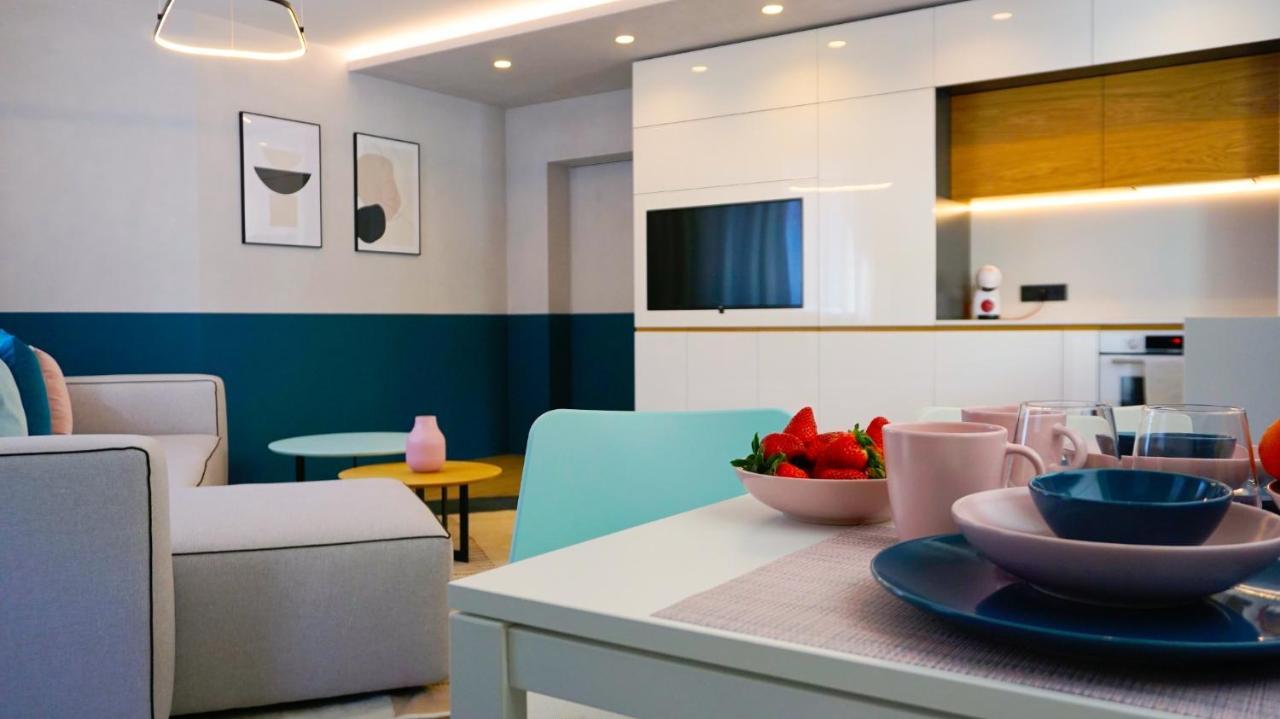Апартамент Жасмин С Частен Гараж - Jasmin Apartment With Private Garage Varna Bagian luar foto