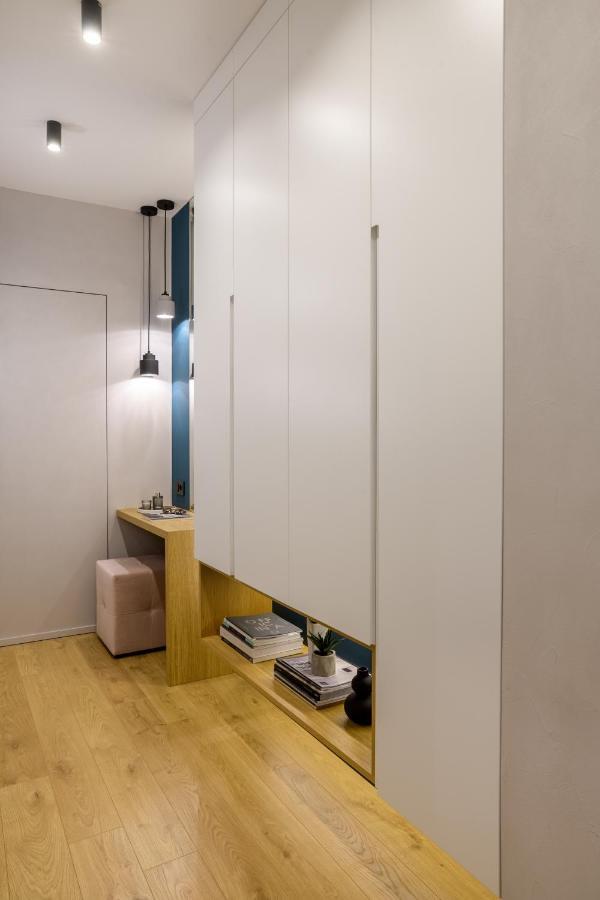 Апартамент Жасмин С Частен Гараж - Jasmin Apartment With Private Garage Varna Bagian luar foto
